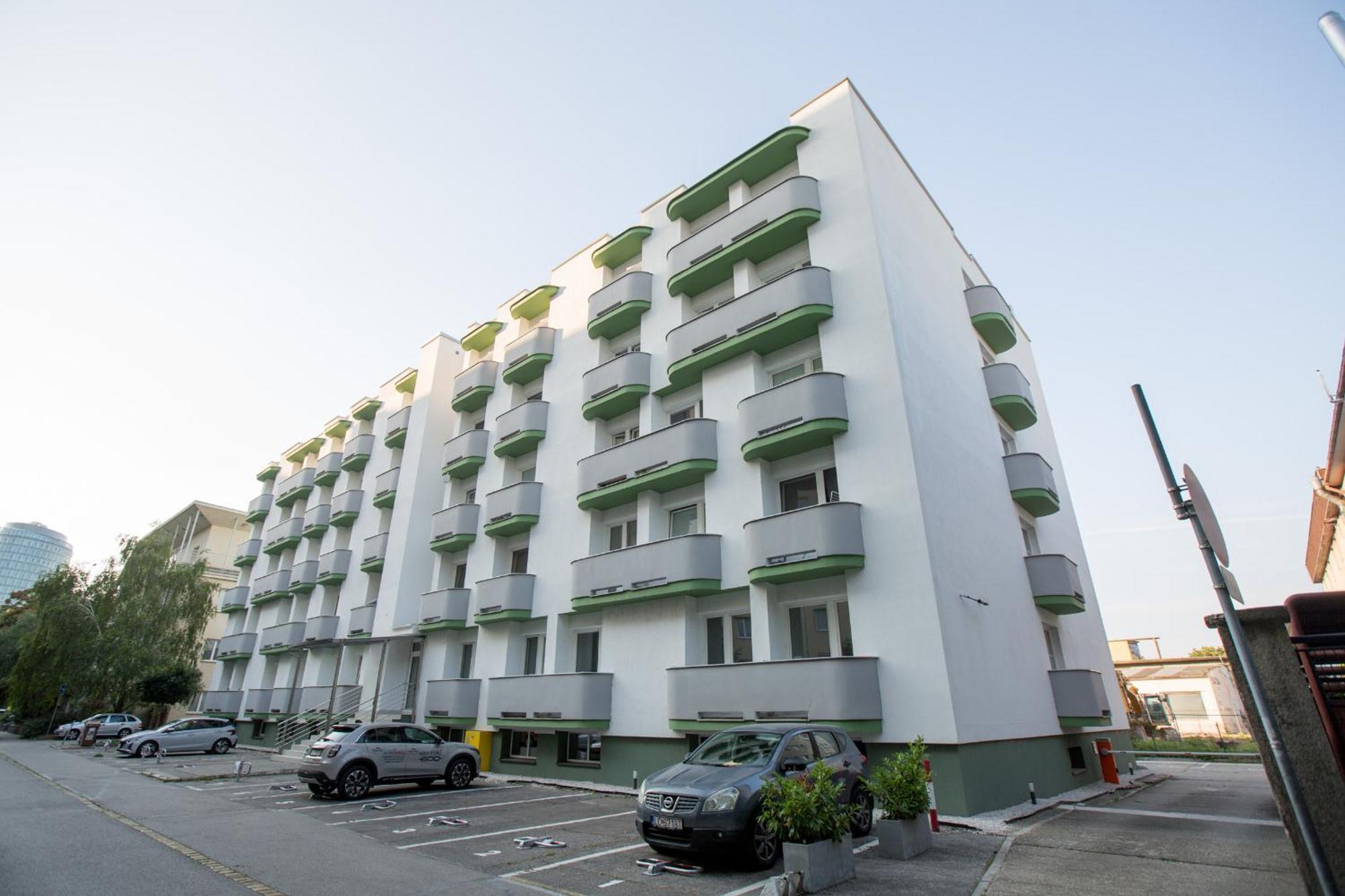 Apartment Near The Ondrej Nepela Winter Stadium Pozsony Kültér fotó